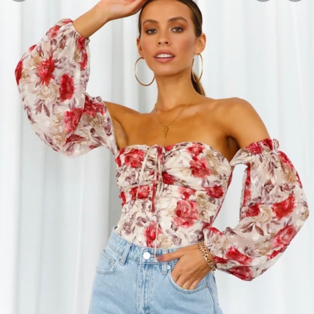 Floral body suit, off shoulder